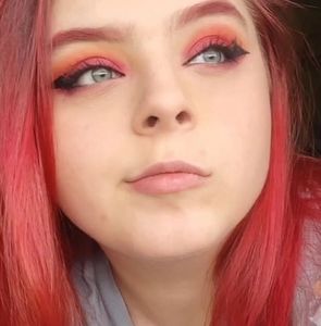 Meet your Posher, Kayleen